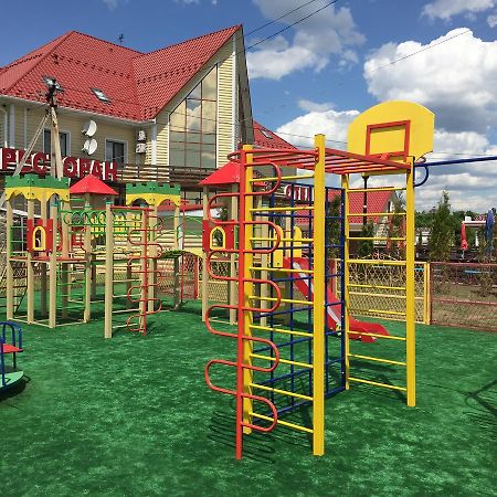 Hotel Oktan Kryve Ozero Luaran gambar