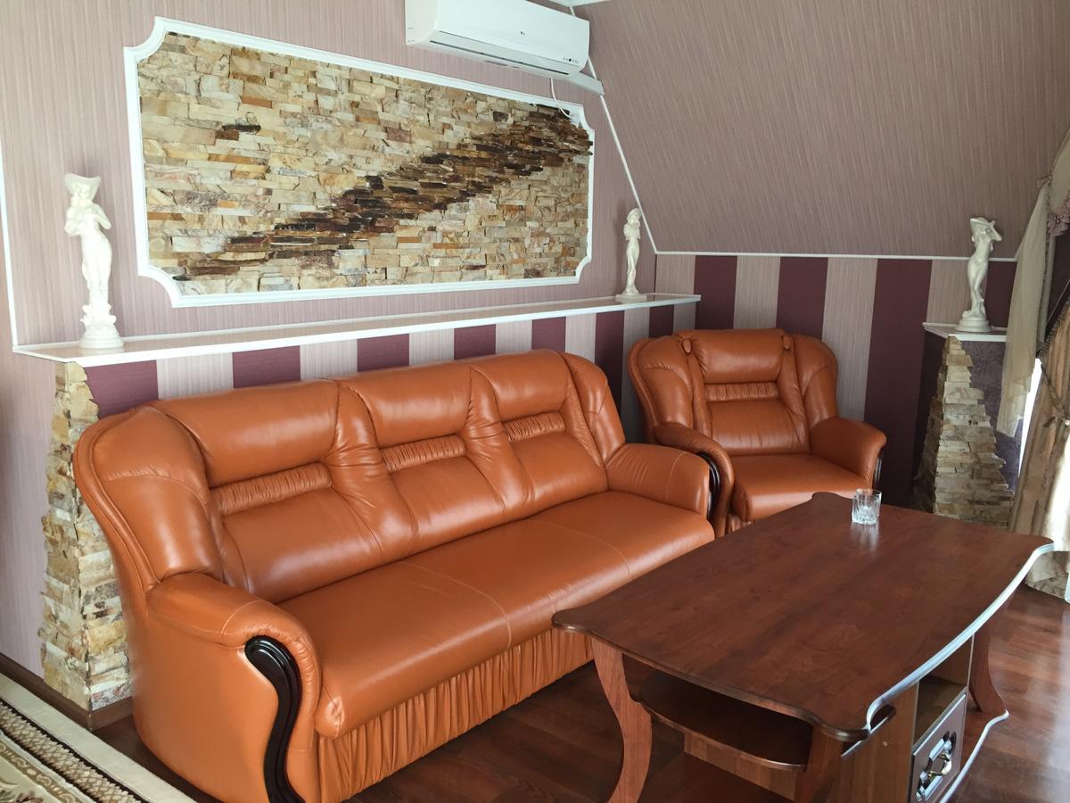 Hotel Oktan Kryve Ozero Luaran gambar