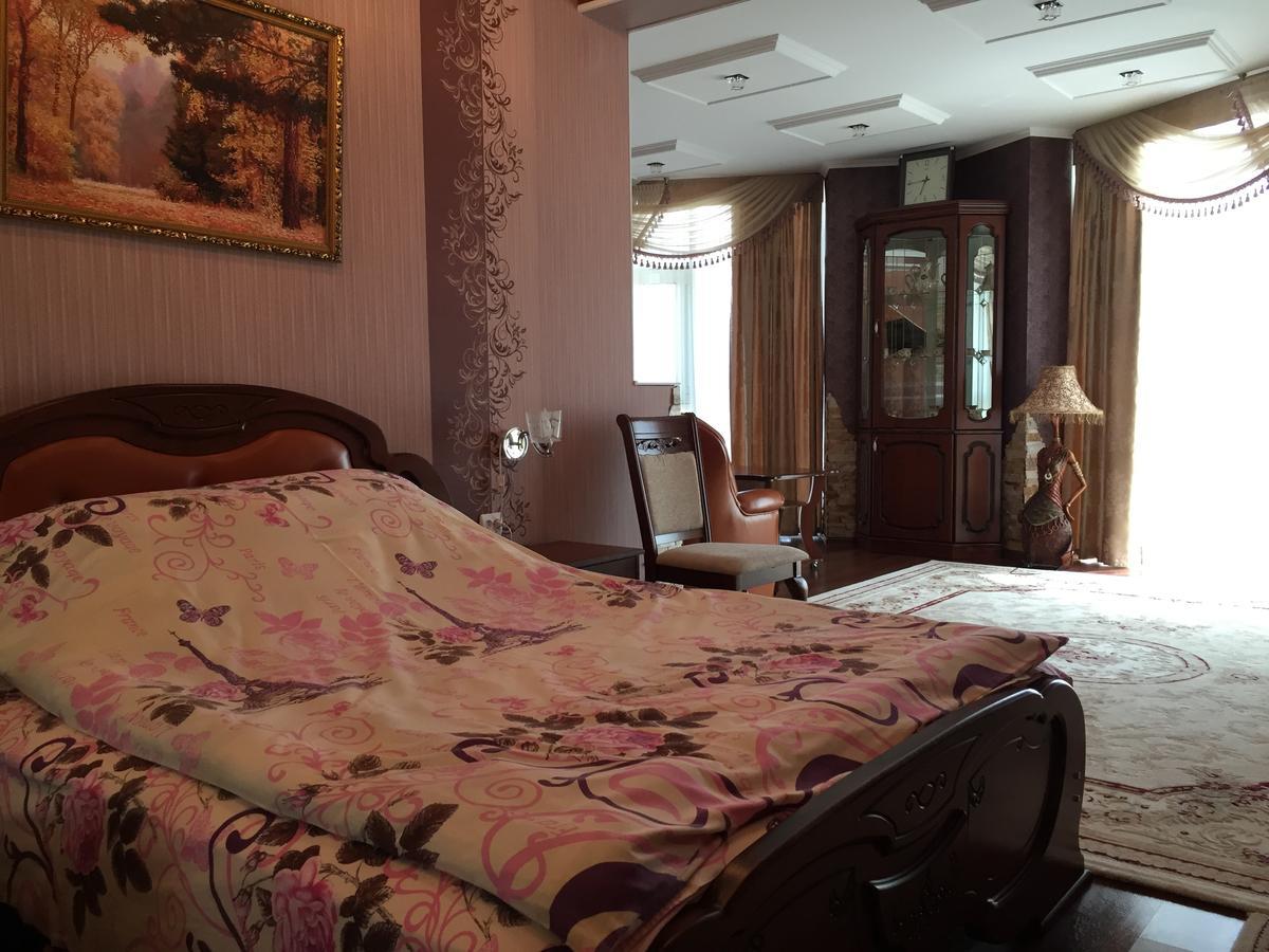 Hotel Oktan Kryve Ozero Luaran gambar